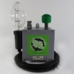 Single lamp 400 watt underwater dock and fish light system