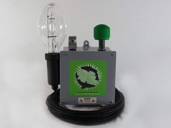 Single lamp 400 watt underwater dock and fish light system